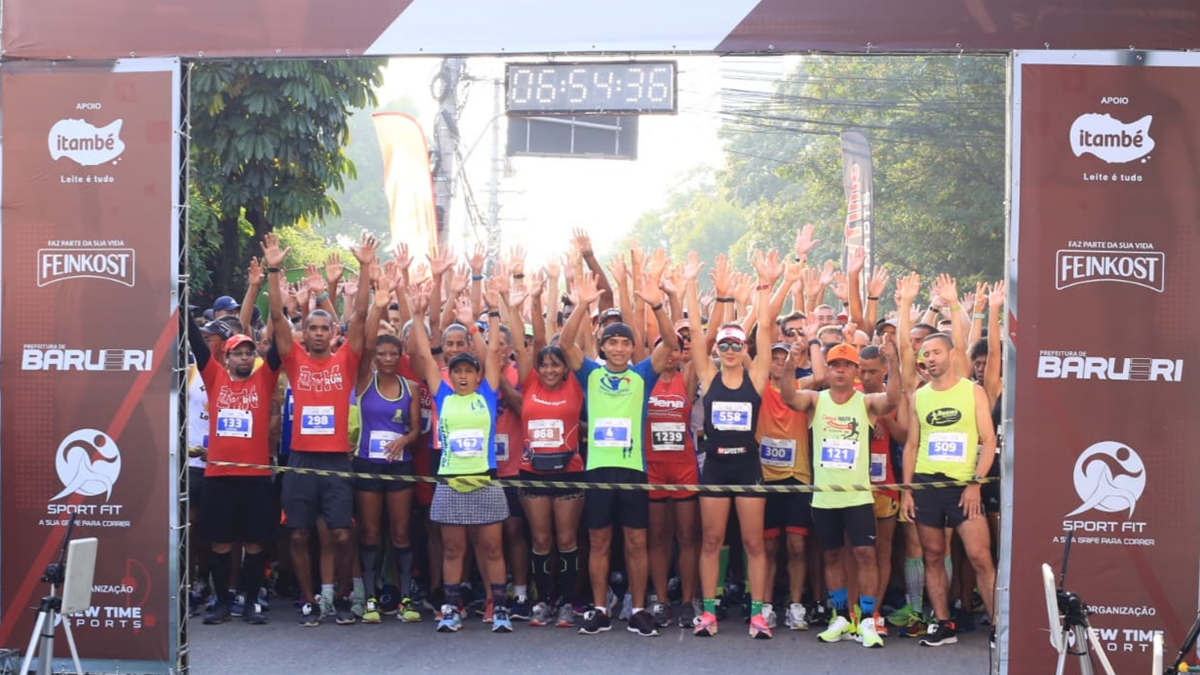 Largada da meia maratona 21k alpha run
